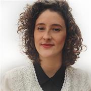 Soy licenciada en Lingüística y Literatura hace casi 10 años que dicto clases de Narrativa, Teatro y Literatura para alumnos universitarios en la Pontificia Universidad Católica del Perú. También he tenido la oportunidad de enseñar en la Escuela de Arte C